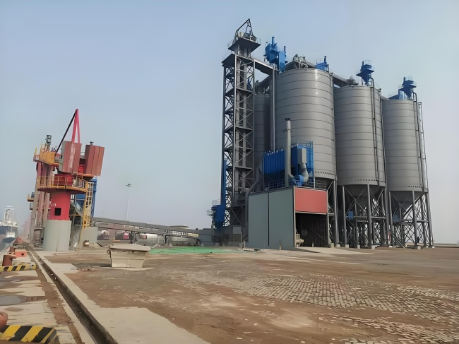 万宁高架骨料仓